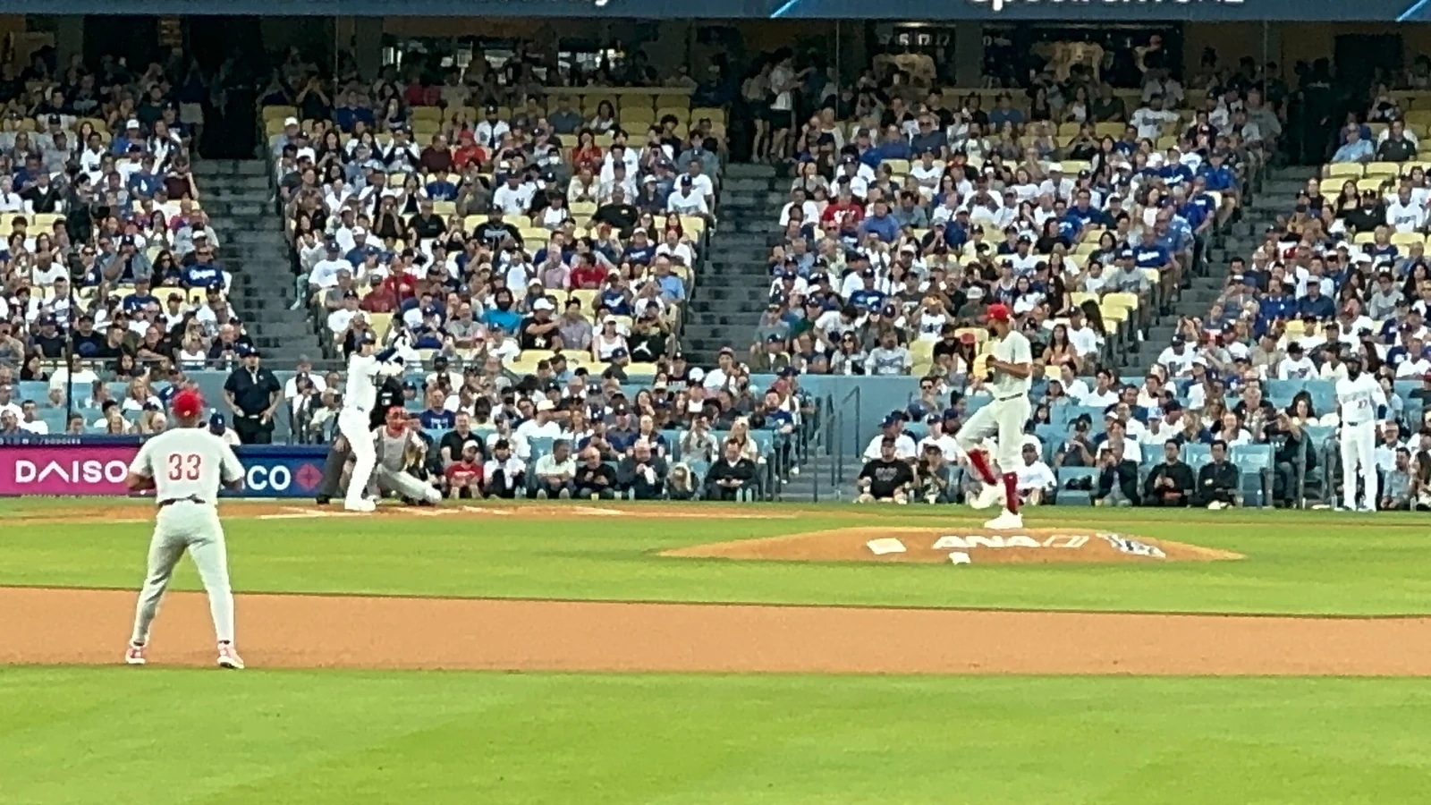 ドジャースタジアムのホームランシート付近から見た大谷翔平選手の打席