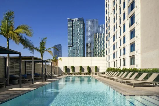 Residence Inn Los Angeles L.A. LIVEの屋外プール